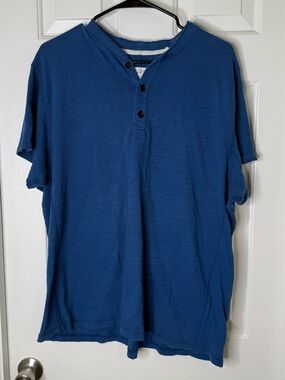 rag & bone Men's Short Sleeve Henley in Deep Blue